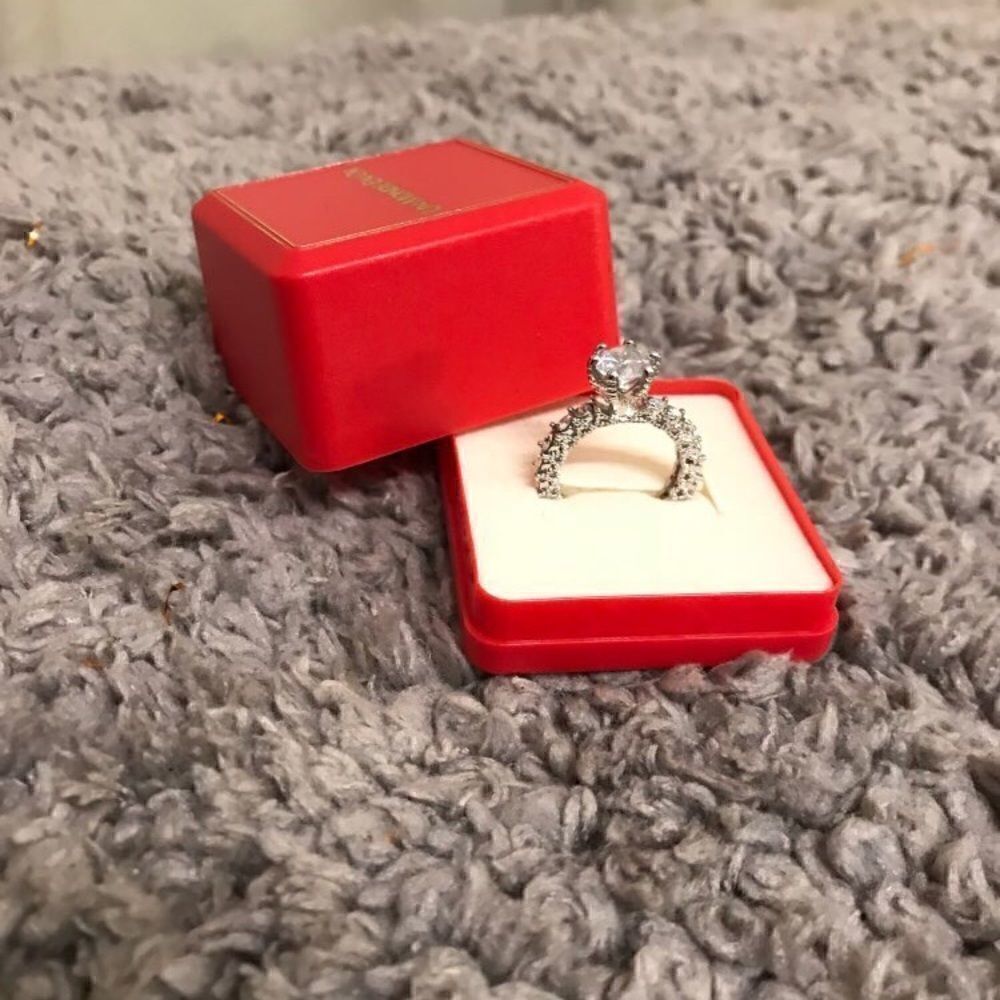 Simulated Diamond Wedding Engagement Ring Set - Picture 8 of 8